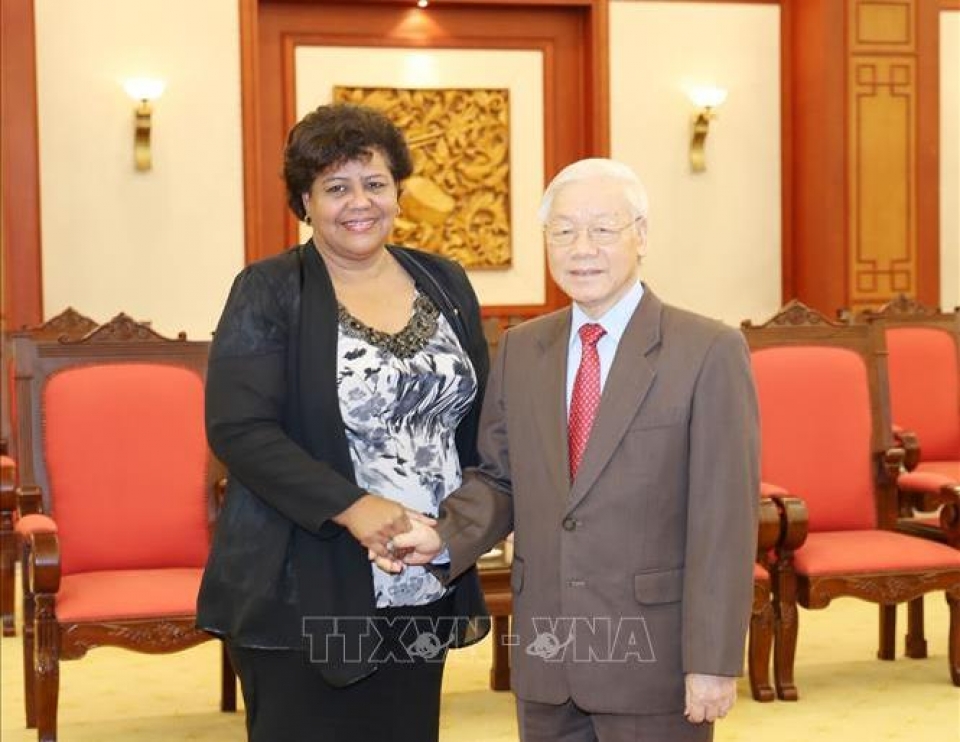 tong bi thu nguyen phu trong tiep doan dang cong san cuba