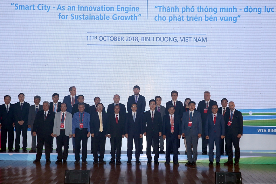 Đô thị thông minh: Động lực đổi mới sáng tạo để phát triển bền vững do thi thong minh dong luc doi moi sang tao de phat trien ben vung