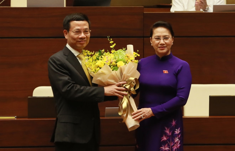 quoc hoi phe chuan bo nhiem bo truong bo thong tin va truyen thong