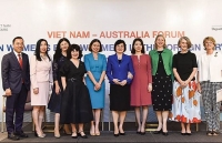 Cán bộ ngoại giao nữ: Học hỏi không ngừng, tận cùng đam mê