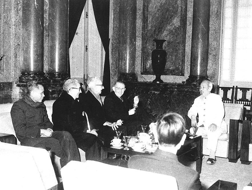 Tư tưởng ngoại giao văn hóa Hồ Chí Minh - Cây cầu hữu nghị thúc đẩy sự hiểu biết giữa các dân tộc tu tuong ngoai giao van hoa ho chi minh cay cau huu nghi thuc day su hieu biet giua cac dan toc