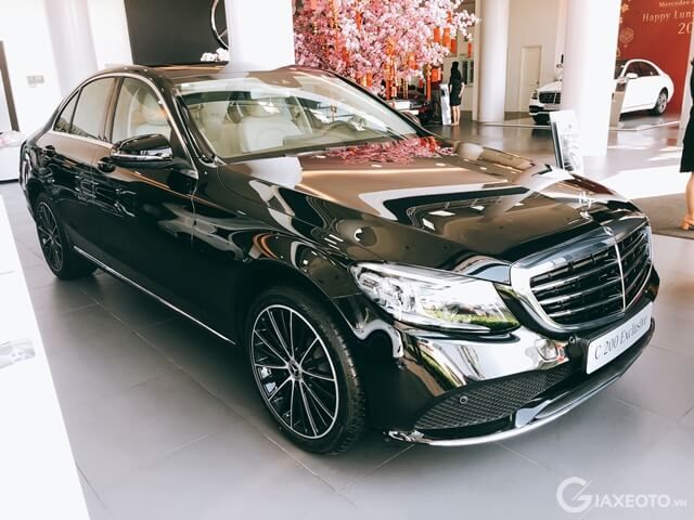Bảng giá xe Mercedes mới nhất tại Việt Nam tháng 10/2020 Bảng giá xe Mercedes mới nhất tại Việt Nam tháng 10/2020