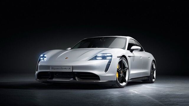 Bảng giá xe ô tô Porsche mới nhất tại Việt Nam tháng 10/2020 Bảng giá xe ô tô Porsche mới nhất tại Việt Nam tháng 10/2020