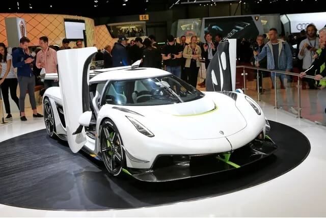 Bảng giá xe Koenigsegg 2020 mới nhất tháng 10/2020