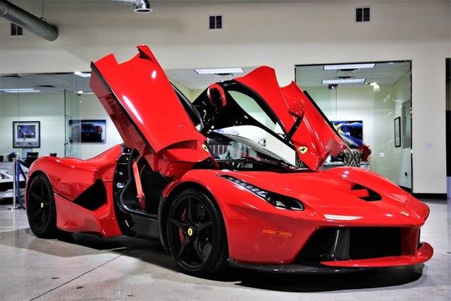 Bảng giá xe Ferrari 2020 tại Việt Nam mới nhất tháng 10/2020