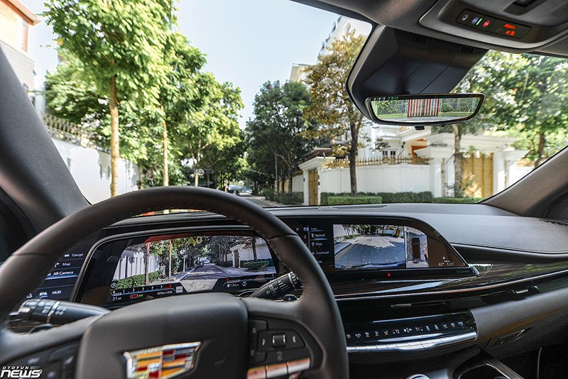 Cadillac Escalade ESV máy dầu về Việt Nam trị giá 8,5 tỷ đồng Cadillac Escalade ESV máy dầu về Việt Nam trị giá 8,5 tỷ đồng