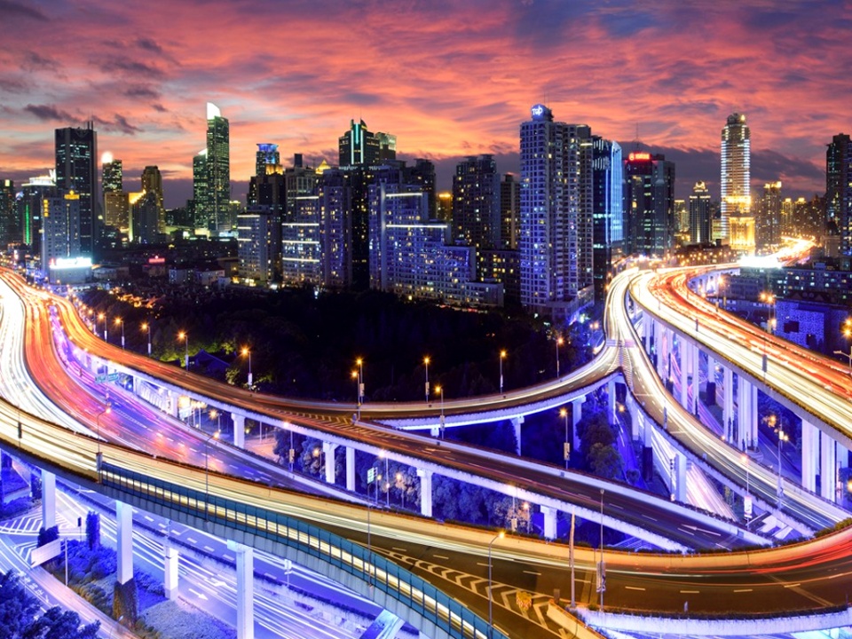 thanh pho thong minh giua sa mac