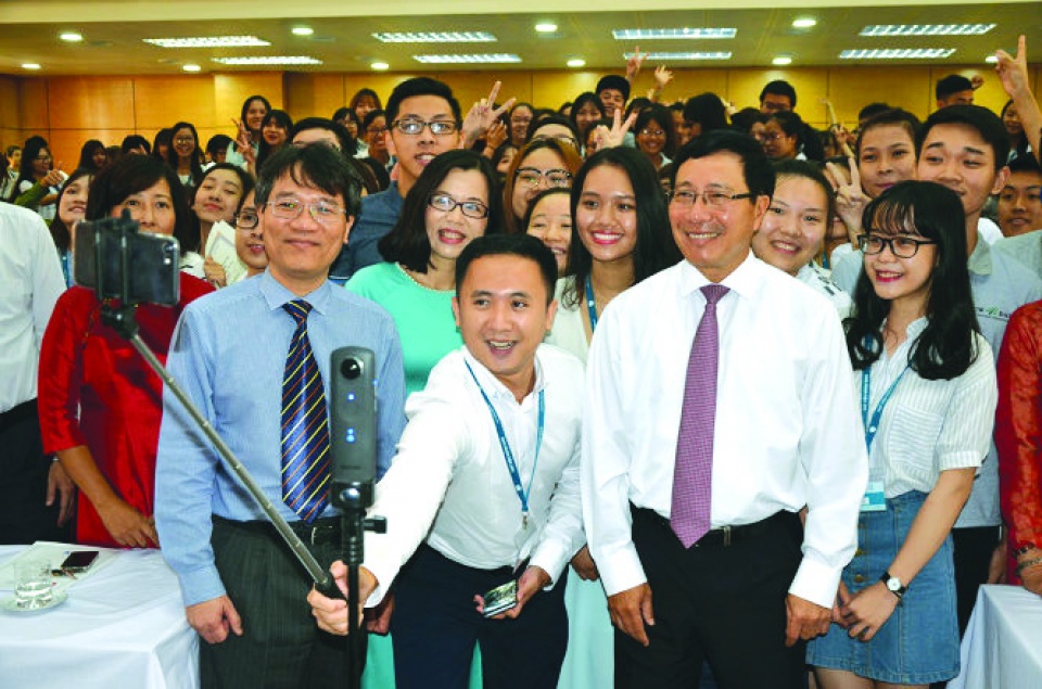 tiep lua dam me cho sinh vien