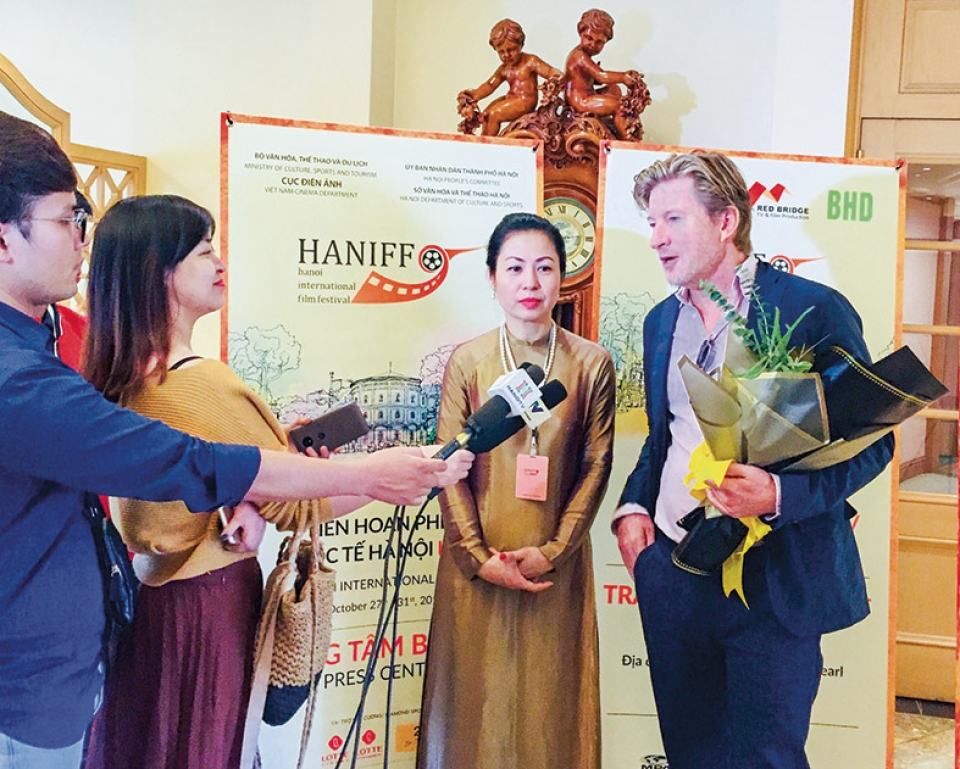 ha noi nhung ngay haniff