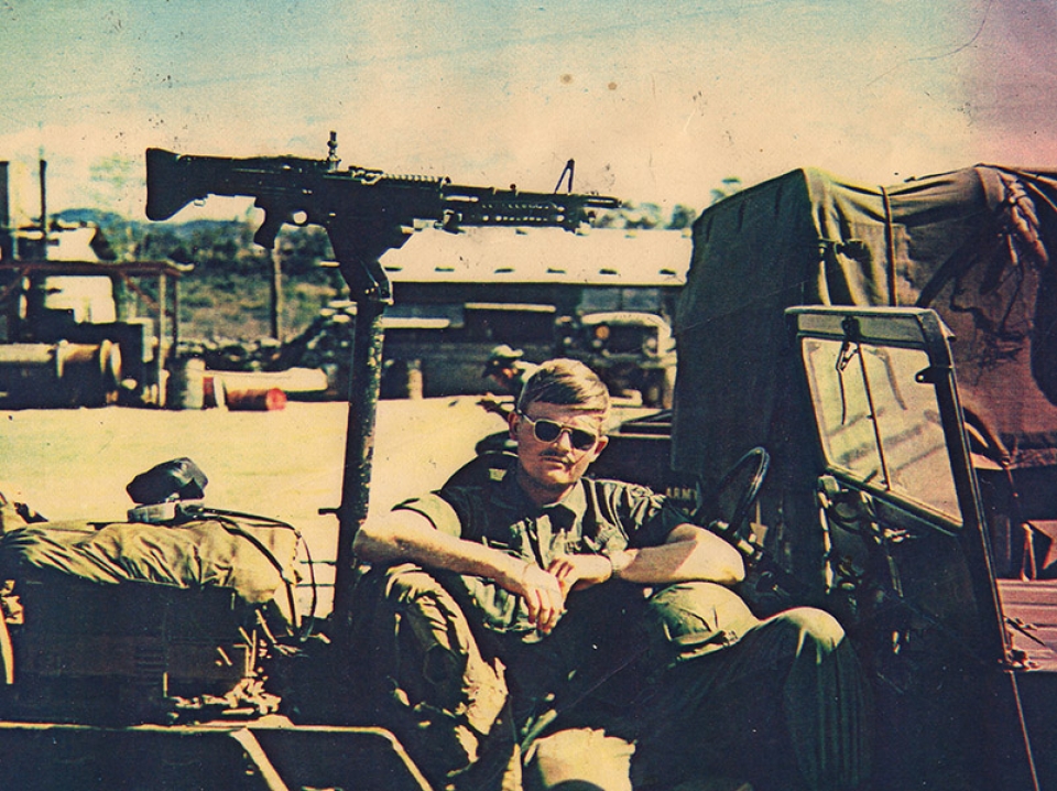 han gan va hoa giai theo cach nguoi nghe sy