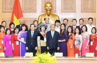 Thủ tướng Nguyễn Xuân Phúc gặp gỡ các nhà giáo, cán bộ quản lý giáo dục tiêu biểu