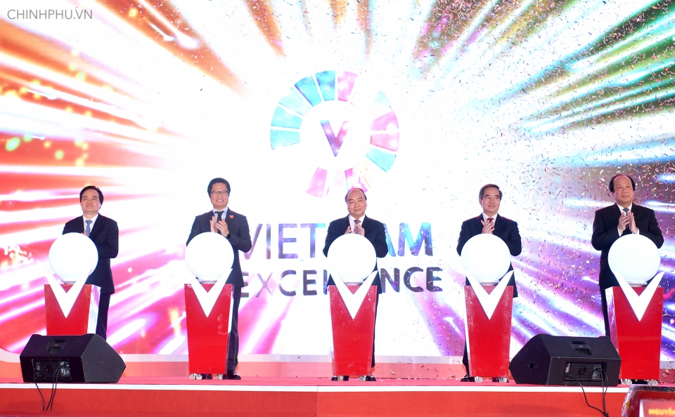 thu tuong nguyen xuan phuc chia se khat vong hang viet chinh phuc nguoi viet