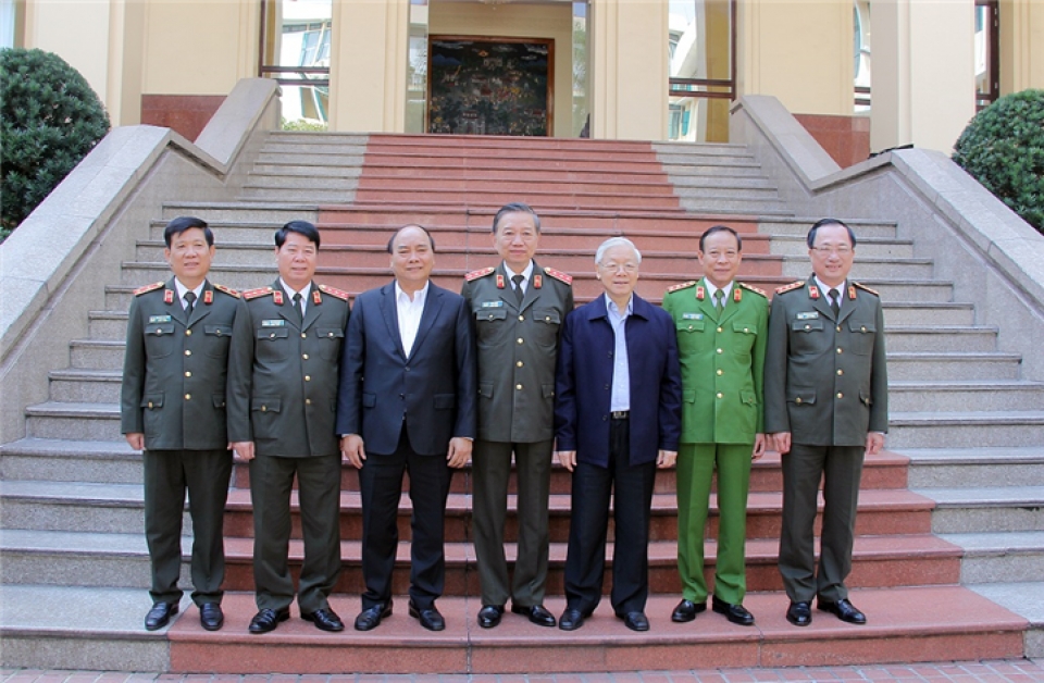 lanh dao dang nha nuoc du hoi nghi thuong vu dang uy cong an trung uong