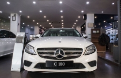 Giá xe Mercedes C180 mới nhất Việt Nam tháng 11/2020