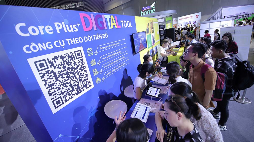 Amway đầu tư hơn 500 triệu đô la vào các nền tảng kỹ thuật số nhằm cho phép công ty và nhà phân phối đáp ứng tốt hơn nhu cầu của khách hàng. Amway đầu tư hơn 500 triệu đô la vào các nền tảng kỹ thuật số nhằm cho phép công ty và nhà phân phối đáp ứng tốt hơn nhu cầu của khách hàng.