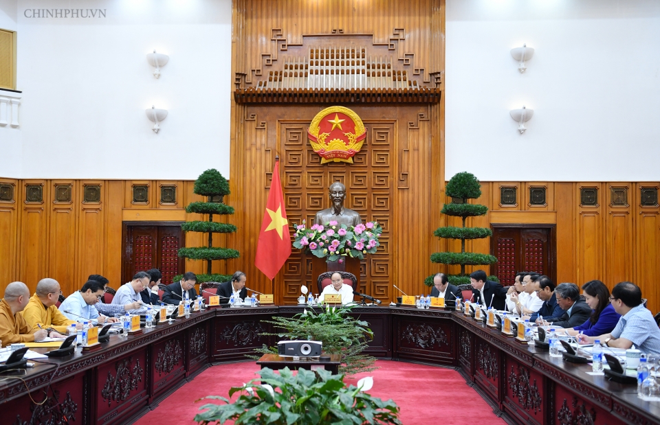 thu tuong nguyen xuan phuc chu tri hop ve cong tac to chuc dai le vesak 2019