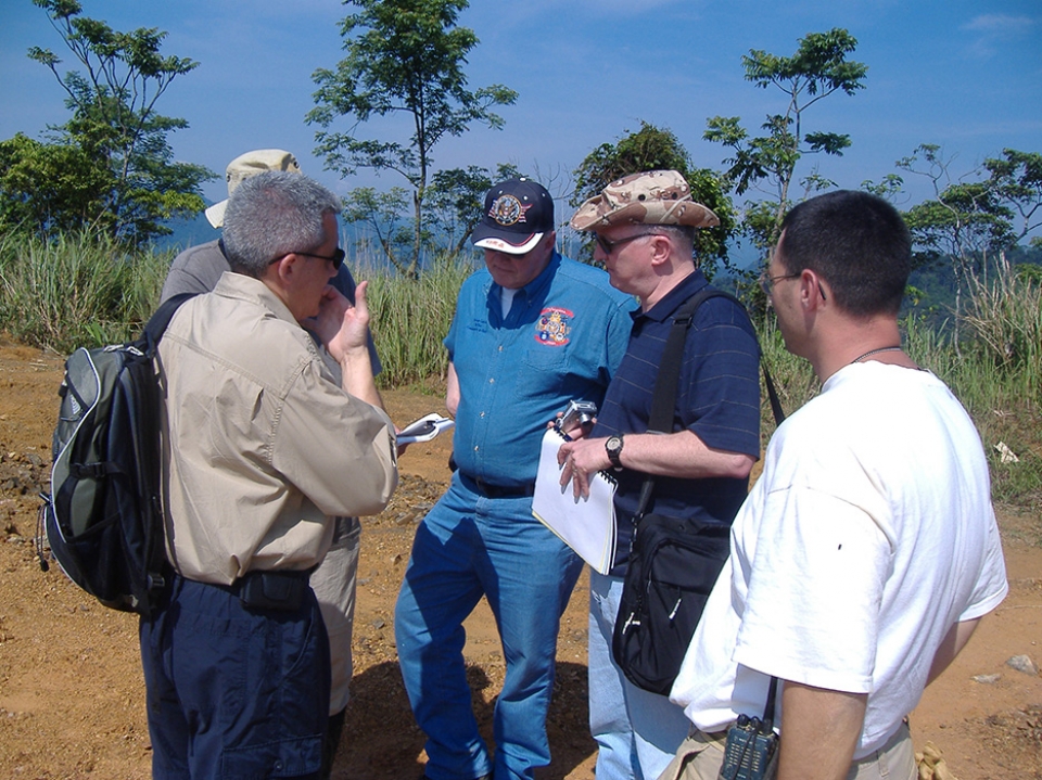 Câu chuyện về những hành trình tìm kiếm lính Mỹ mất tích ở Việt Nam tim kiem mia nhung hanh trinh nhan dao