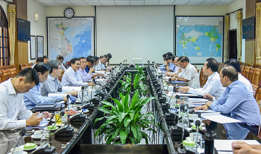 van phong dang uy doan the bo ngoai giao 55 nam mot chang duong ve vang