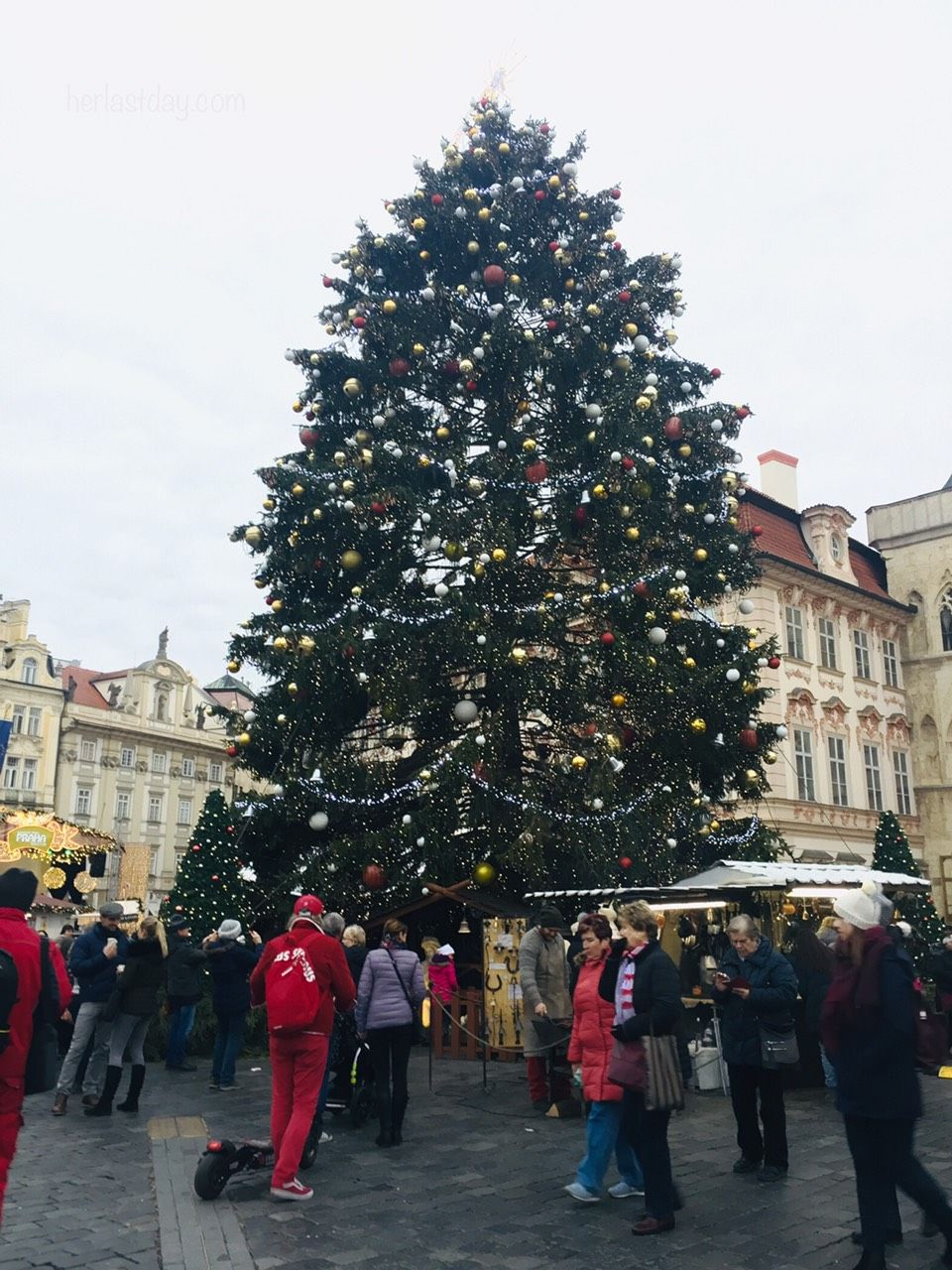 khong khi giang sinh o prague nhu lac vao the gioi than tien