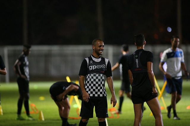 U23 Jordan không tập chiến thuật khi truyền thông Việt Nam xuất hiện u23 jordan canh giac cao do voi gioi truyen thong viet nam