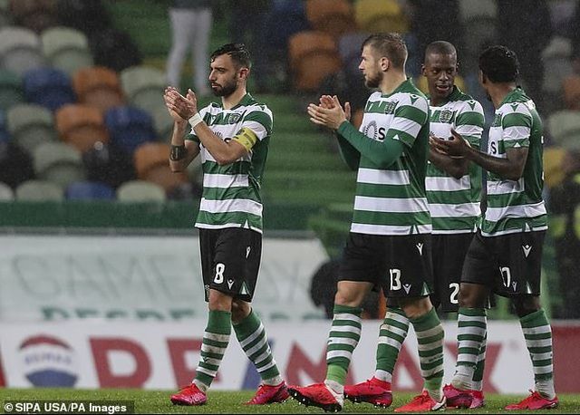 Man Utd thắng Barcelona trong cuộc đua giành Bruno Fernandes man utd thang barcelona trong cuoc dua gianh bruno fernandes