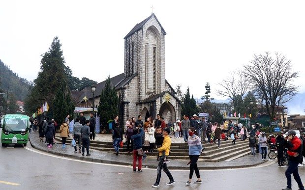 anh huong dich ncov luong khach trung quoc den lao cai dip tet giam manh