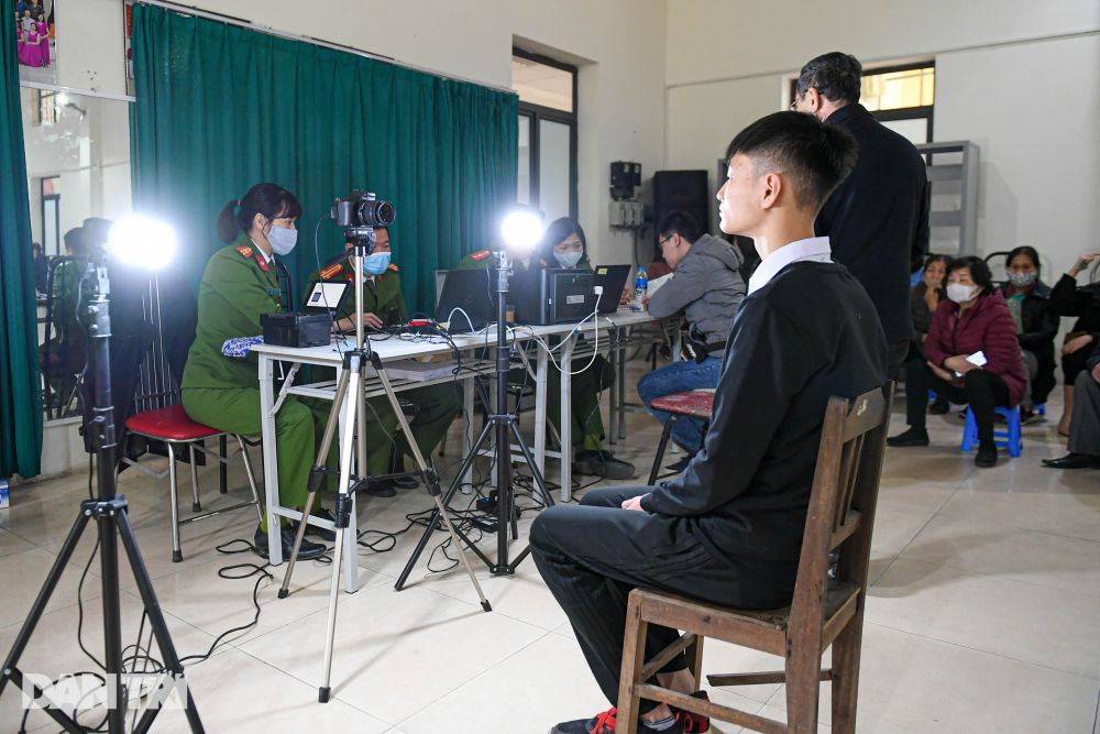 Hà Nội bắt đầu cấp thẻ Căn cước công dân trên địa bàn