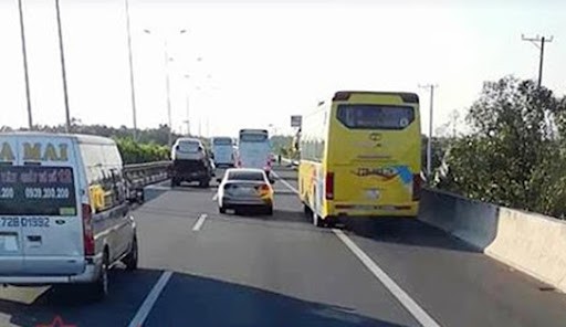 cac chinh sach co hieu luc trong thang 12022 tang tuoi nghi huu dieu chinh gia xang xu phat hanh vi khong phan loai rac thai ran