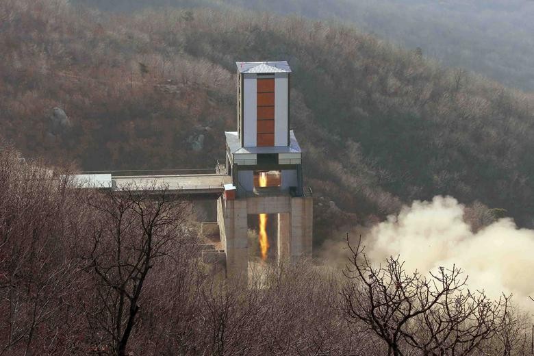 Những vụ phóng tên lửa gây xôn xao dư luận của Triều Tiên