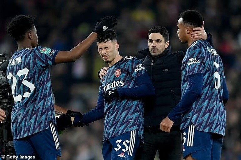 Arsenal gửi đơn cầu cứu khẩn cấp tới Ban tổ chức Premier League Arsenal gửi đơn cầu cứu khẩn cấp tới Ban tổ chức Premier League