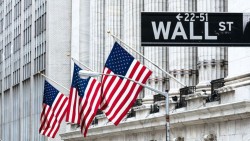 Hội đồng cố vấn kinh tế Nhà Trắng: Các biện pháp hỗ trợ sẽ bảo vệ kinh tế Mỹ trong những tháng tới