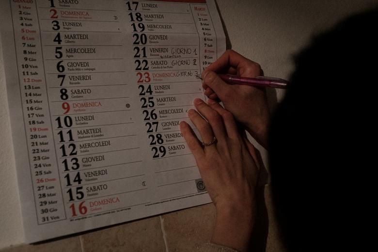 dich covid 19 cuoc song ben trong vung do bi cach ly o italy