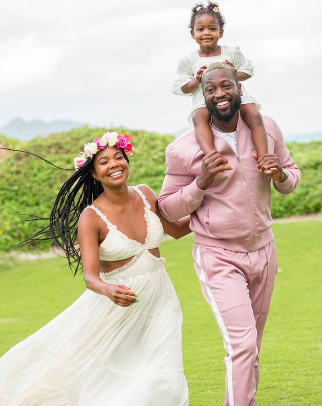 Sao quốc tế làm gì để tạm biệt năm cũ, đón chào năm mới?