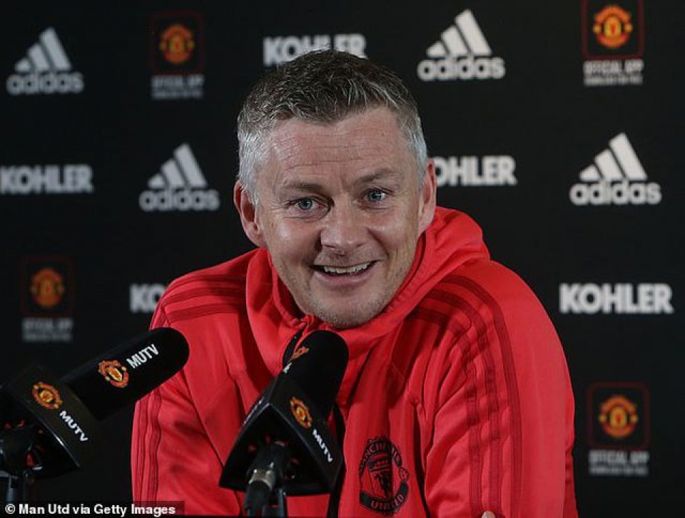 Bằng chứng cho thấy HLV Solskjear sẵn sàng ở lại MU dài hạn bang chung cho thay hlv solskjear san sang o lai mu dai han