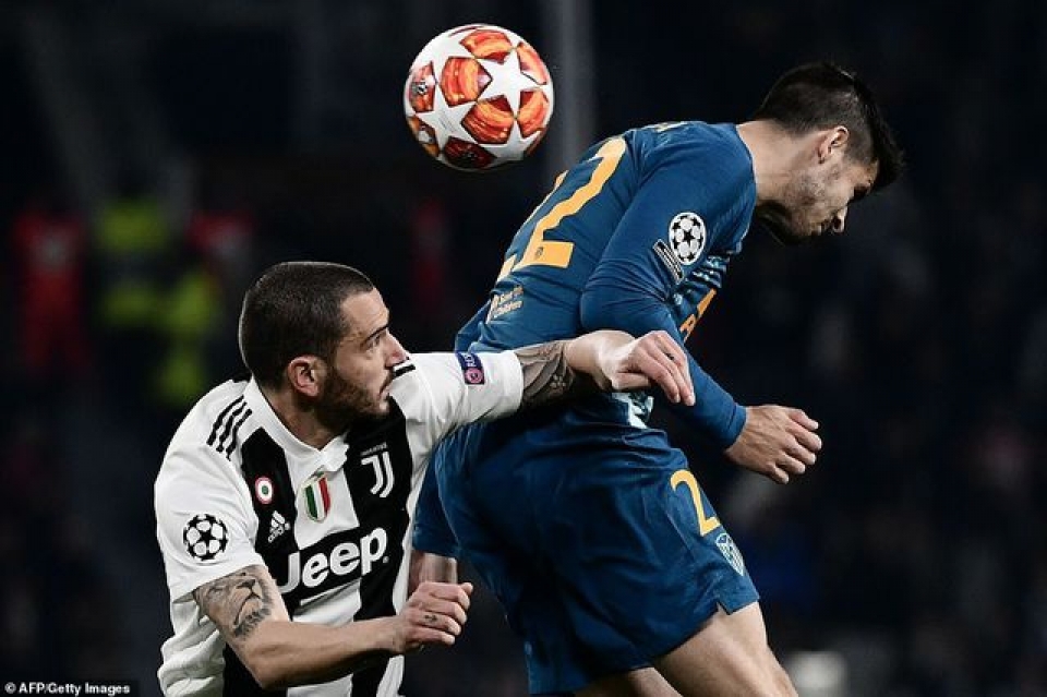 nhung khoanh khac cronaldo toa sang dua juventus vao tu ket champions league