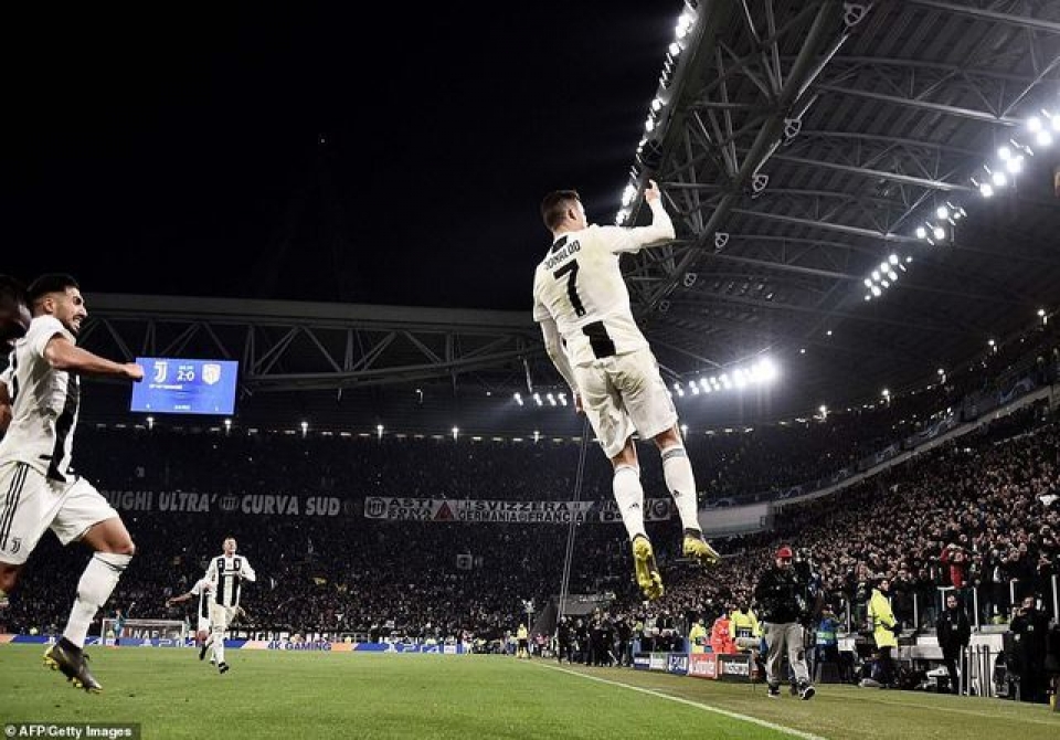 nhung khoanh khac cronaldo toa sang dua juventus vao tu ket champions league