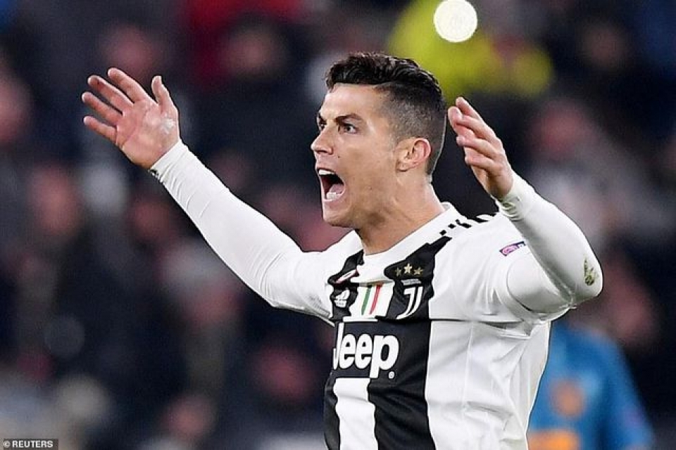 nhung khoanh khac cronaldo toa sang dua juventus vao tu ket champions league