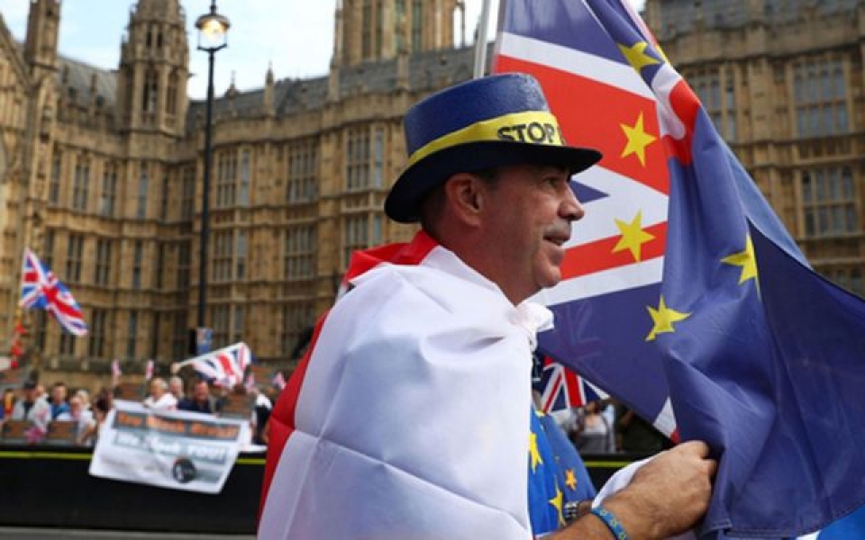 thoa thuan brexit bi bac bo lan 2 rot cuoc nuoc anh muon di ve dau