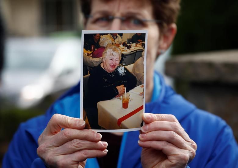 ben trong kirkland diem nong dich covid 19 tai my