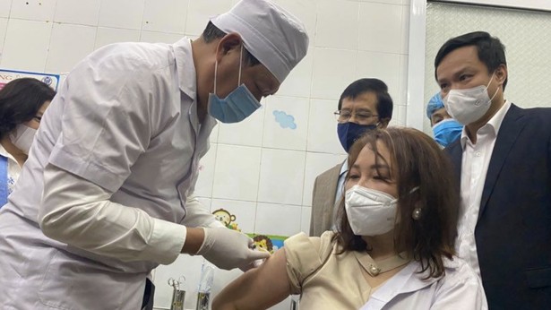 Công bằng trong tiếp cận vaccine covid-19: Ứng xử của Việt Nam