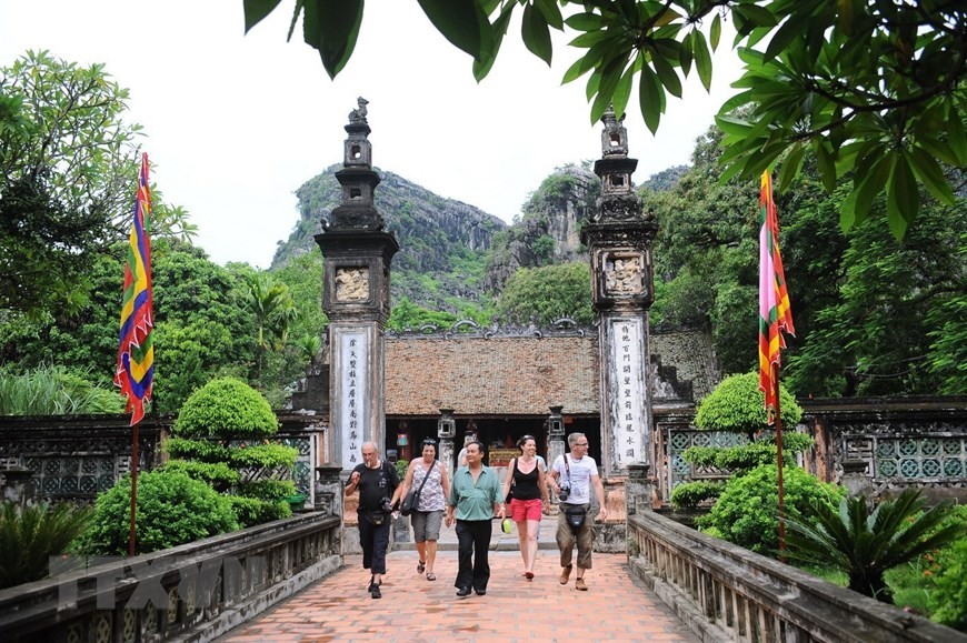 Đền thờ Vua Đinh Tiên Hoàng, nơi lưu dấu nhiều giá trị văn hóa, lịch sử, nghệ thuật kiến trúc, tâm linh. (Ảnh: Minh Đức/TTXVN)