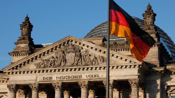 duc tuoc bo quyen cong dan cac tay sung khung bo mang hai quoc tich