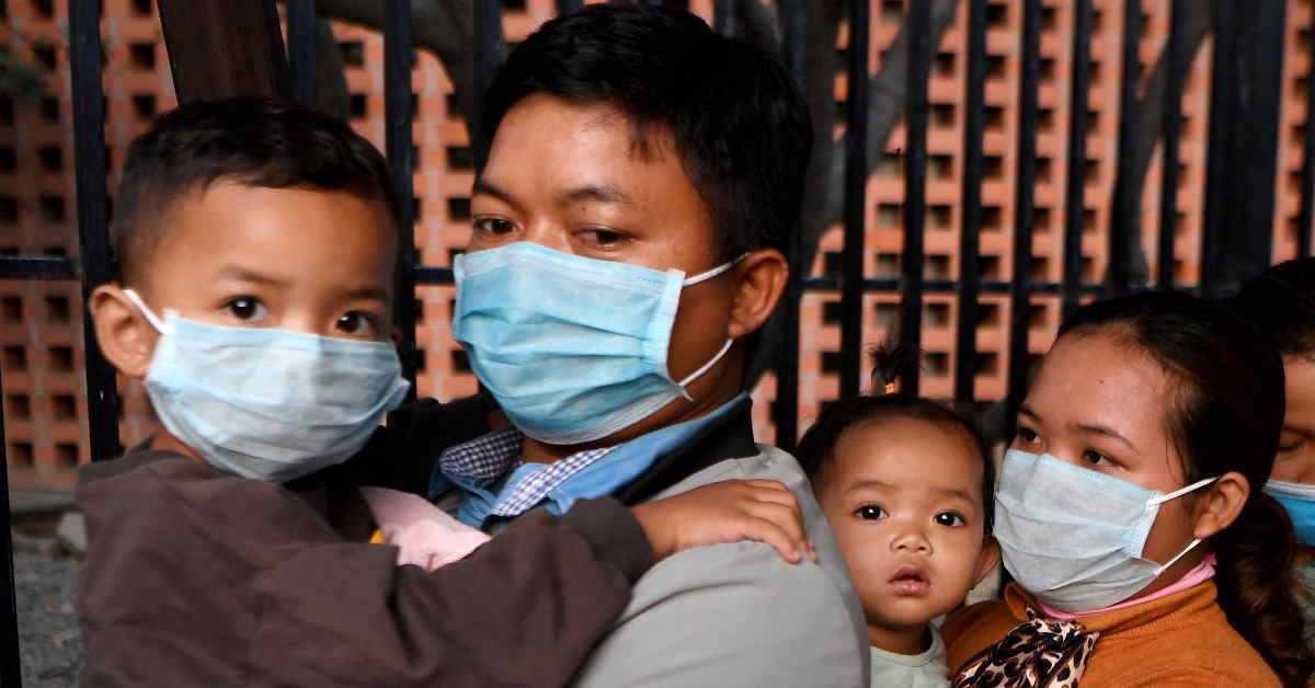 dac diem lam sang cua benh covid 19 o tre em nhu nhi va so sinh