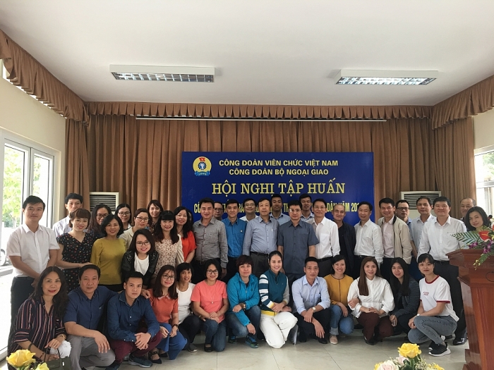 bo ngoai giao tap huan nghiep vu cong doan va thanh tra nhan dan