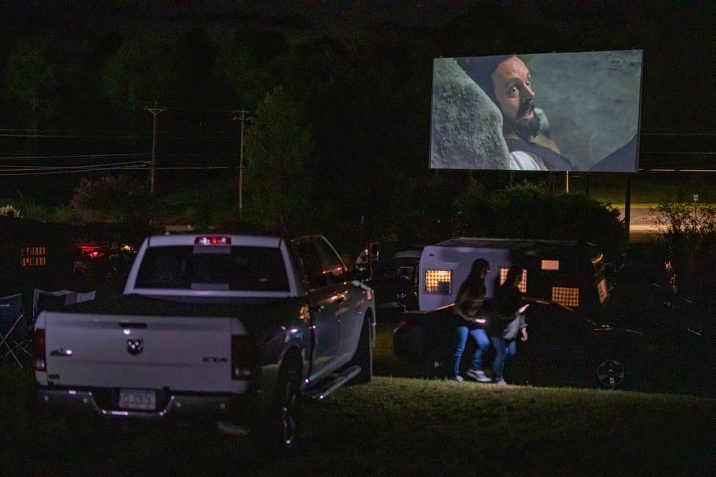 rap chieu phim thoi covid 19