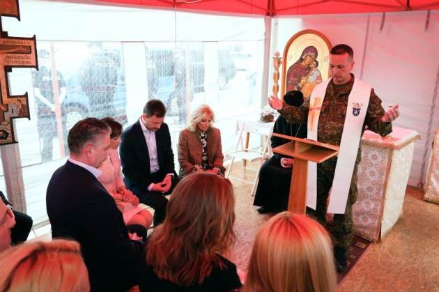 Hình ảnh chuyến thăm bất ngờ tới Ukraine của Phu nhân Tổng thống Mỹ Jill Biden