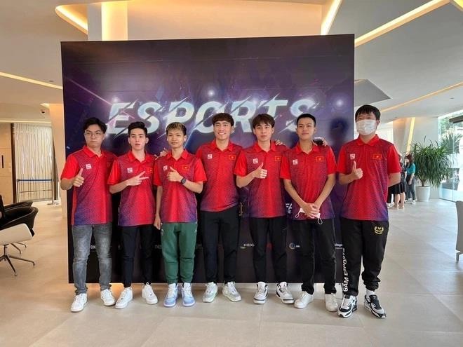 GAM eSports, đại diện của LMHT Việt Nam ở SEA Games 31, dễ dàng chiếm ngôi đầu bảng.