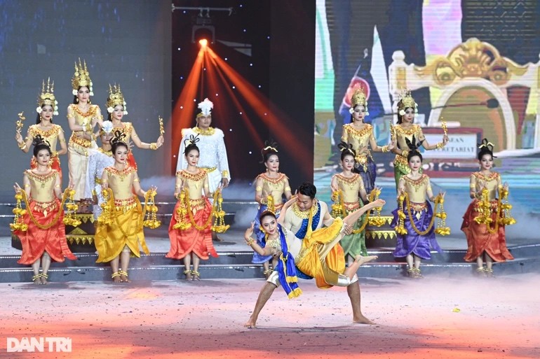 Lễ Bế mạc SEA Games 31: Thắp sáng mãi tinh thần thể thao Việt Nam