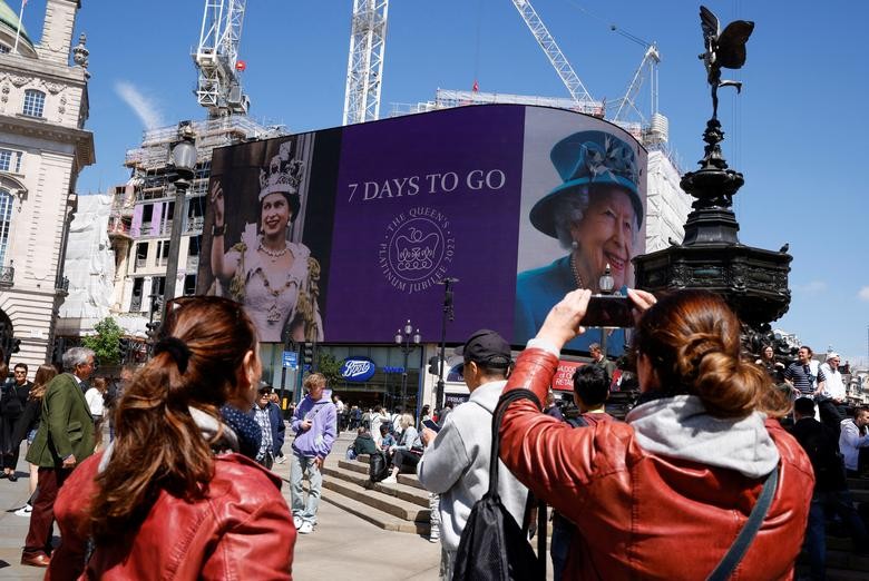 Công tác chuẩn bị Lễ kỷ niệm 70 năm trị vì của Nữ hoàng Elizabeth II