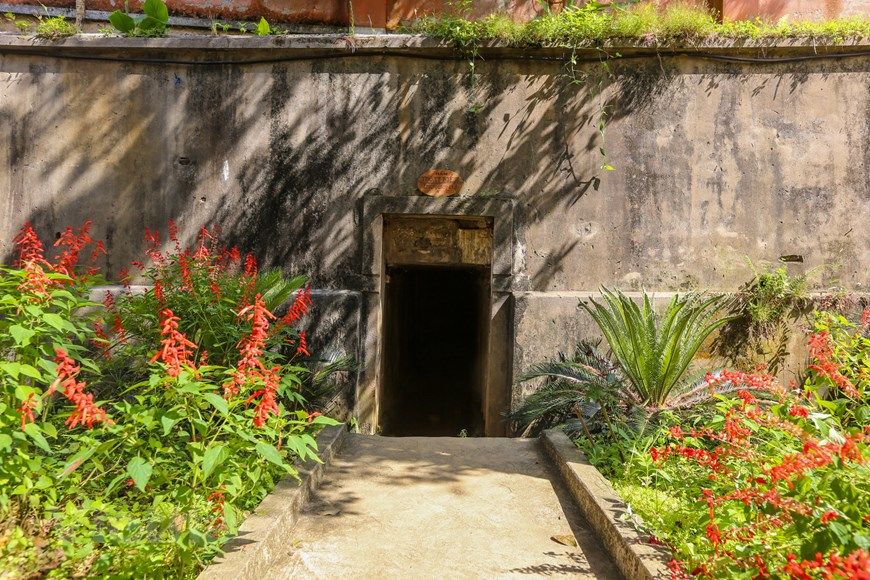 kham pha biet thu lon nhat thi tran bac ha cua vua meo